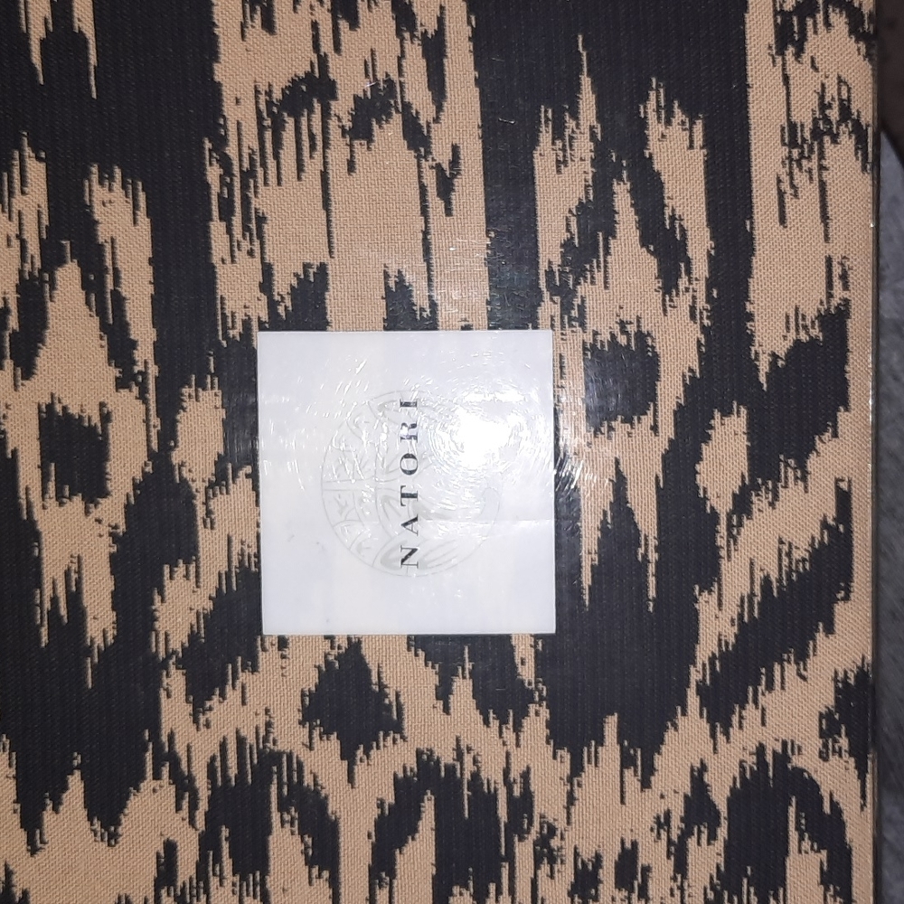Natori Queen duvet